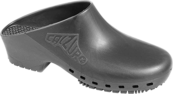 5. CALZURO Classic Autoclavable Clog without Holes